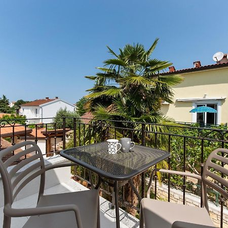 Villa Hope - Apartments With Shared Pool Poreč Zimmer foto