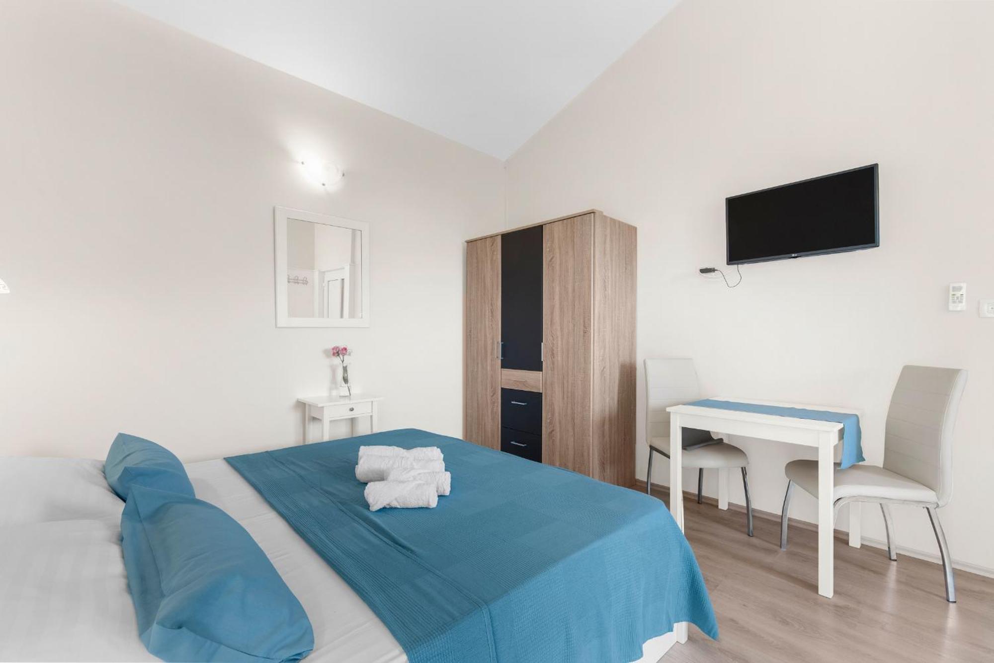 Villa Hope - Apartments With Shared Pool Poreč Zimmer foto