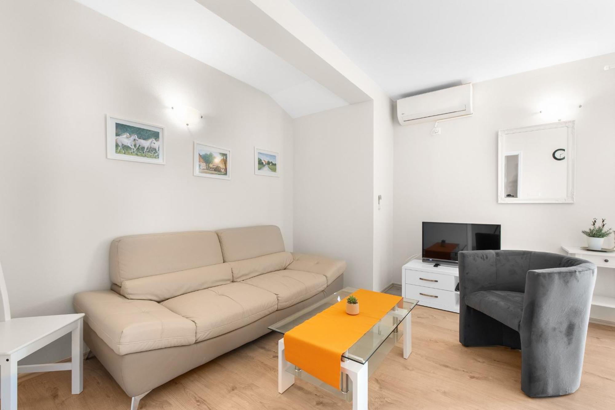 Villa Hope - Apartments With Shared Pool Poreč Zimmer foto