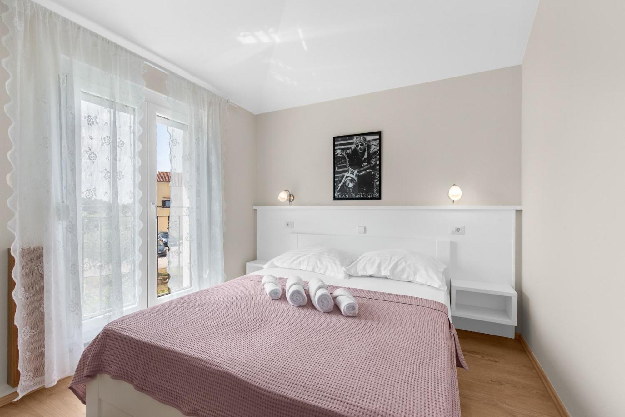 Villa Hope - Apartments With Shared Pool Poreč Zimmer foto